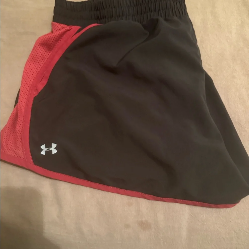 Under Armor Athletic Shorts - Picture 2 of 4